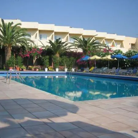 Relax 3*