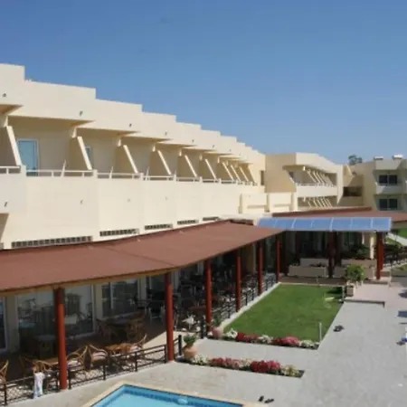 Relax Hotel